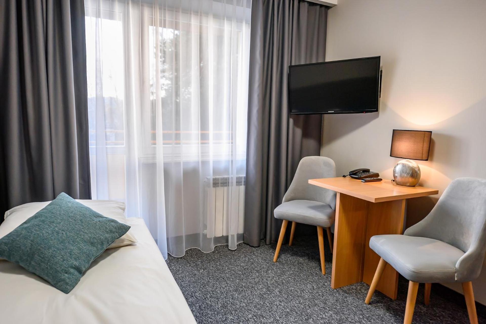 Osrodek Szkoleniowo Wypoczynkowy Galicya Hotell Krynica Zdroj Rom bilde